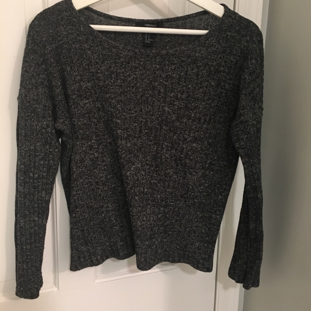 Ribbed long sleeved shirt